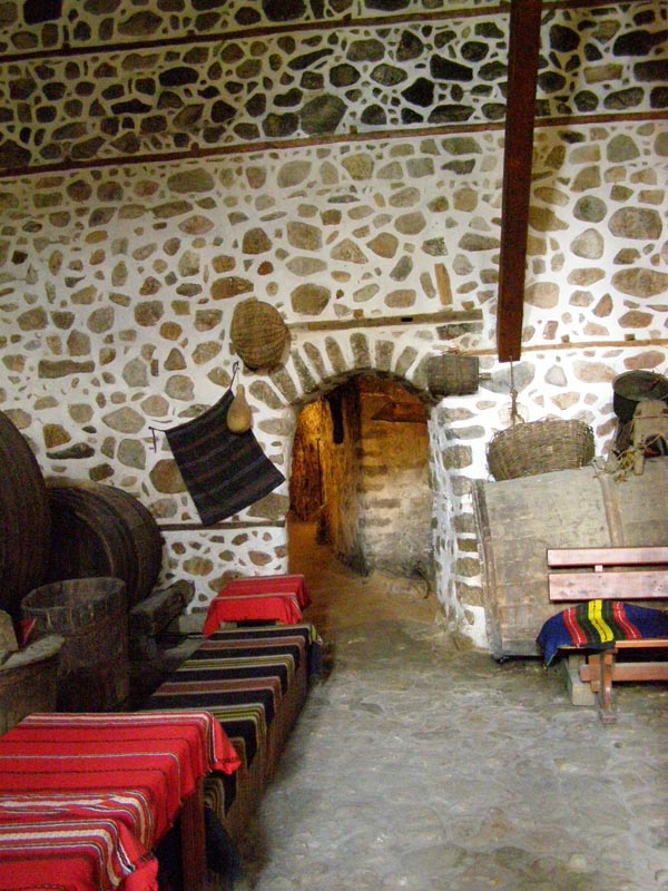 P6161000