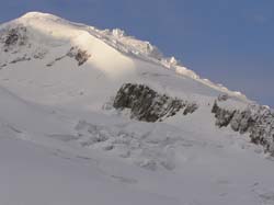 ������ ����, ������� �� ���� Grands Mulets ���� ��������� ����� � ������� �� �������� ������� �� ����� Aiguille du Midi 29.04.2011 