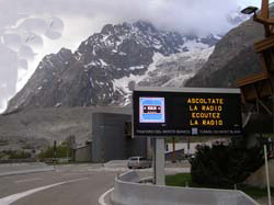  ,  Mont Blanc 24.04.2011